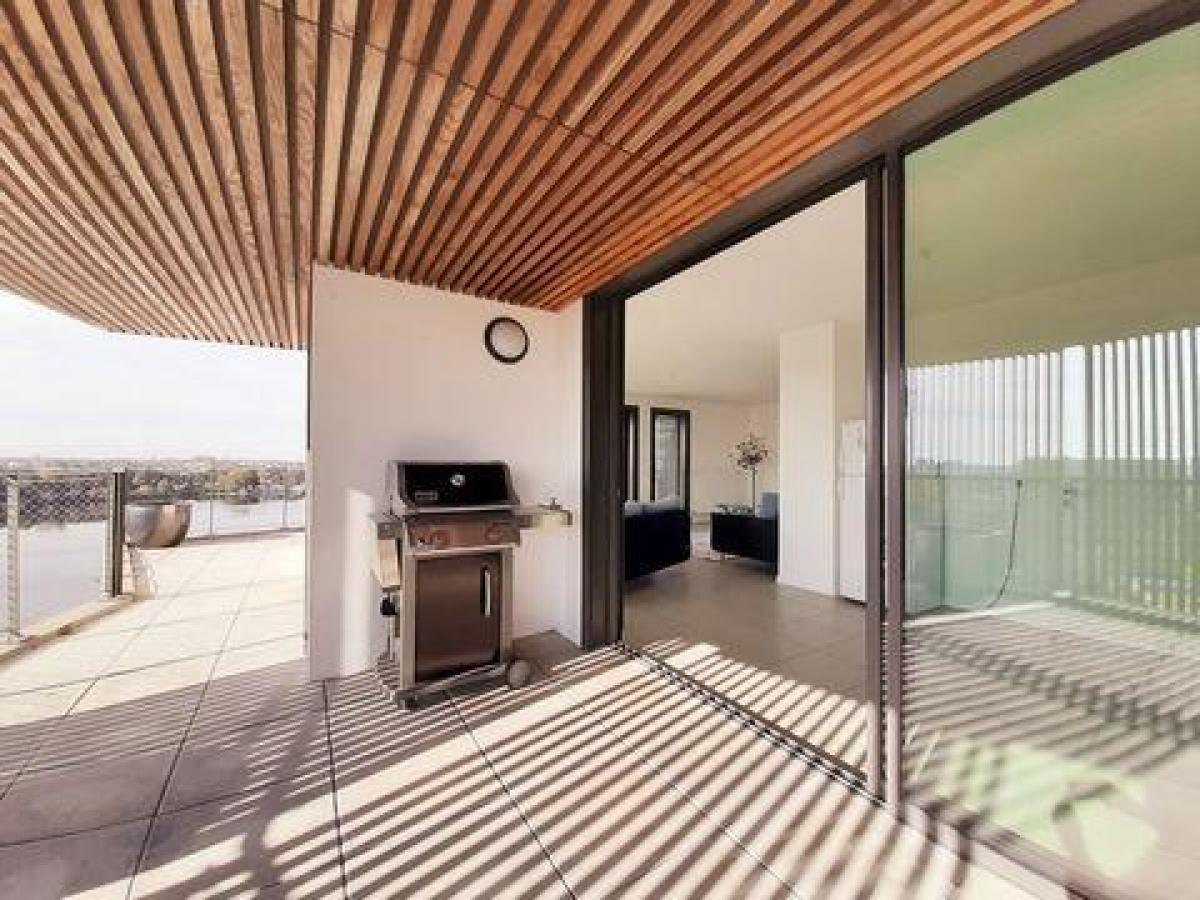 شقة 4 غرف نوم  في Bordeaux, France رقم 16262