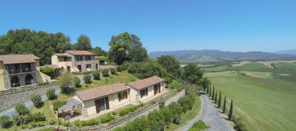 Дом с 50 комнатами в Гуардисталло, Италия № 217044 2