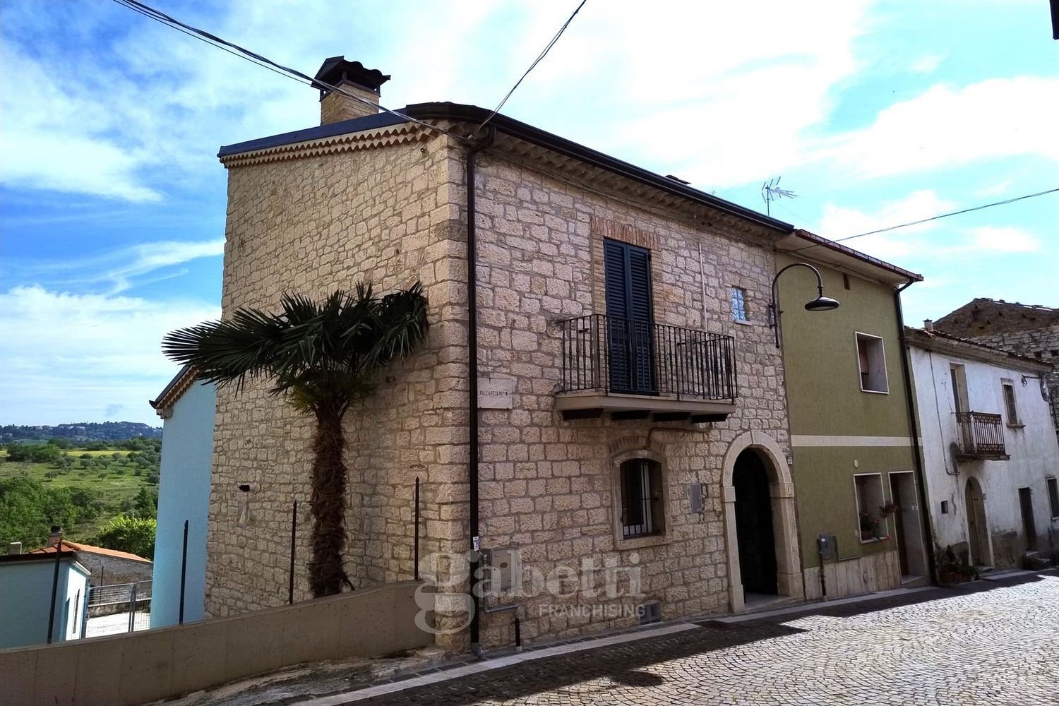 6 rooms House in Campodipietra, Italy No. 91904