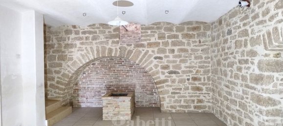 6 rooms House in Campodipietra, Italy No. 91904 21