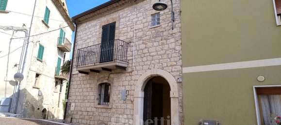 6 rooms House in Campodipietra, Italy No. 91904 2