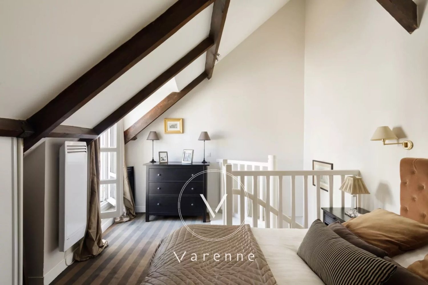 1 bedroom Duplex in Paris, France No. 163794