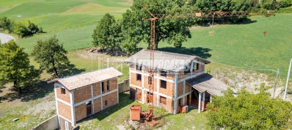 Villa de 3 divisões em Viano, Italy N.º 274478 21