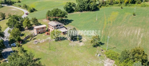 Villa de 3 divisões em Viano, Italy N.º 274478 6