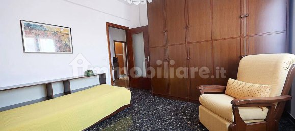 Apartamento de 2 dormitorios en Albisola Superiore, Italy No. 69183 9