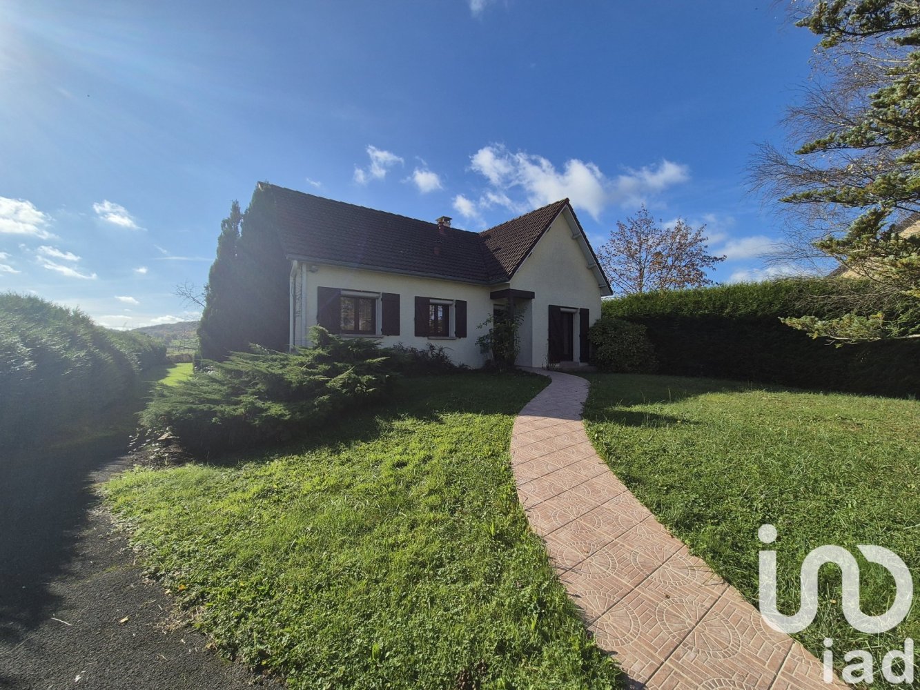 3 Schlafzimmer Haus in Flize, France, Nr. 220942