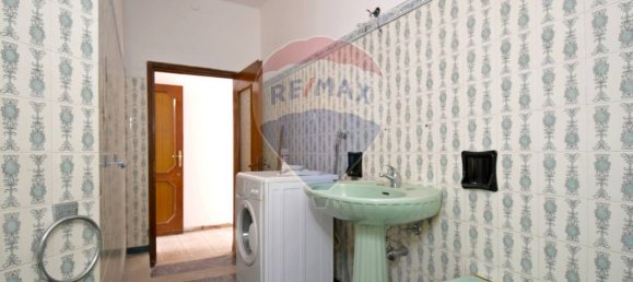 5 rooms Apartment in Macomer, Italy No. 361997 7