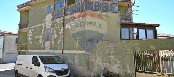 5 rooms Apartment in Macomer, Italy No. 361997 25