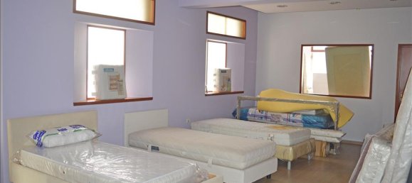 Terra em Athens, Greece 235 m² N.º 6802 2