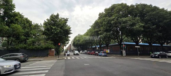 2 Schlafzimmer Wohnung in Turin, Italy, Nr. 150474 32