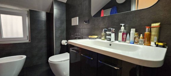 2 Schlafzimmer Wohnung in Turin, Italy, Nr. 150474 23