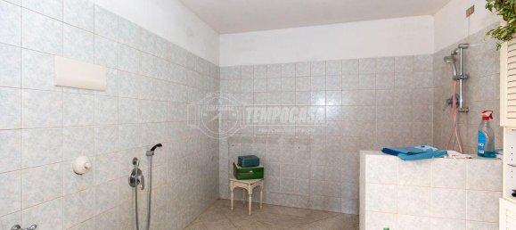 6 rooms Building in Bagnolo Mella, Italy No. 235360 17