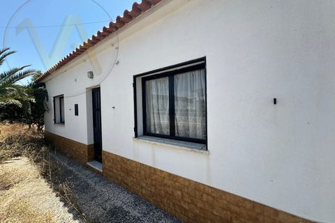 3 bedrooms House in Montenegro, Portugal No. 223032