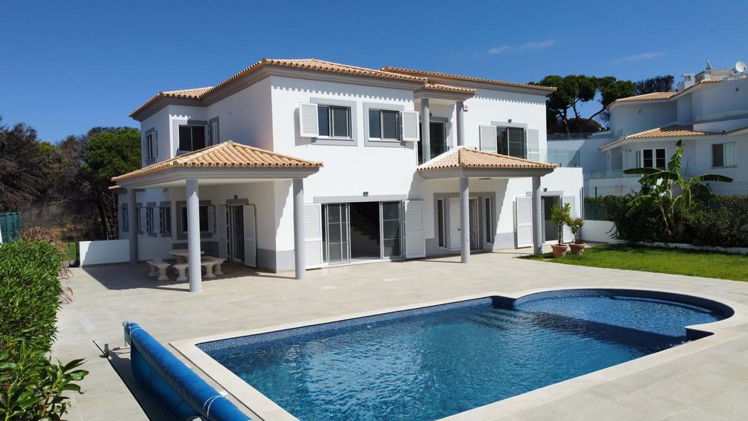 5 bedrooms House in Almancil, Portugal No. 296431