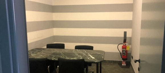 125m² Office in Sarzana, Italy No. 158349 8