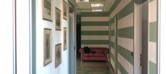 125m² Office in Sarzana, Italy No. 158349 6