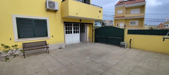 4 bedrooms Villa in Amadora, Portugal No. 122909 21