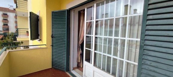 4 bedrooms Villa in Amadora, Portugal No. 122909 20