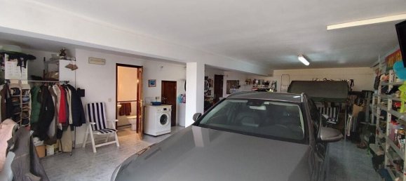 4 bedrooms Villa in Amadora, Portugal No. 122909 27