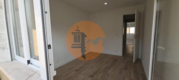 2 bedrooms Apartment in Amadora, Portugal No. 219123 13