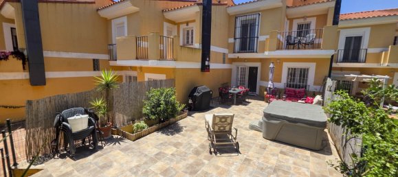 3 bedrooms Townhouse in La Duquesa, Spain No. 160390 11