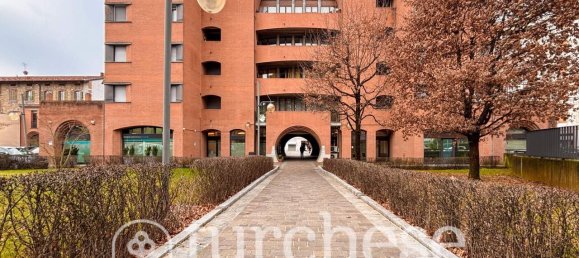 Квартира с 3 комнатами в Бергамо, Италия № 2486 17