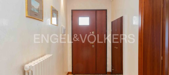 3 bedrooms Building in Padua, Italy No. 64724 2