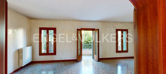 3 bedrooms Building in Padua, Italy No. 64724 3