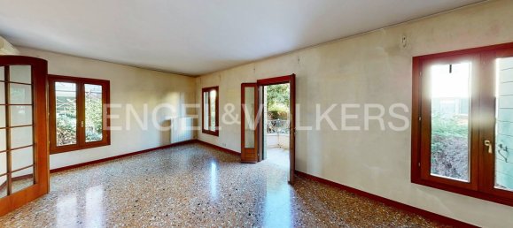 3 bedrooms Building in Padua, Italy No. 64724 6
