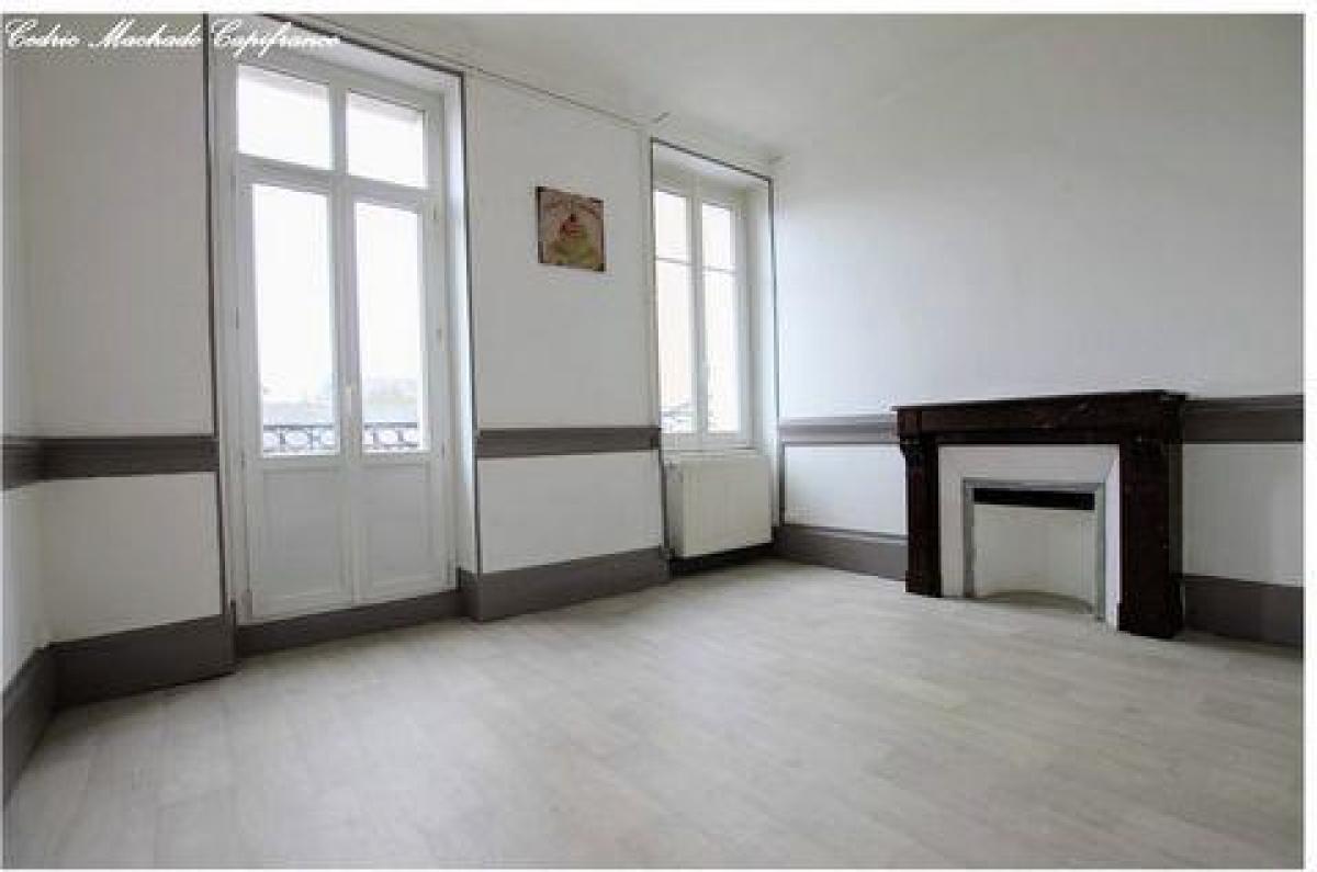 2 bedrooms Condo in Autun, France No. 2570