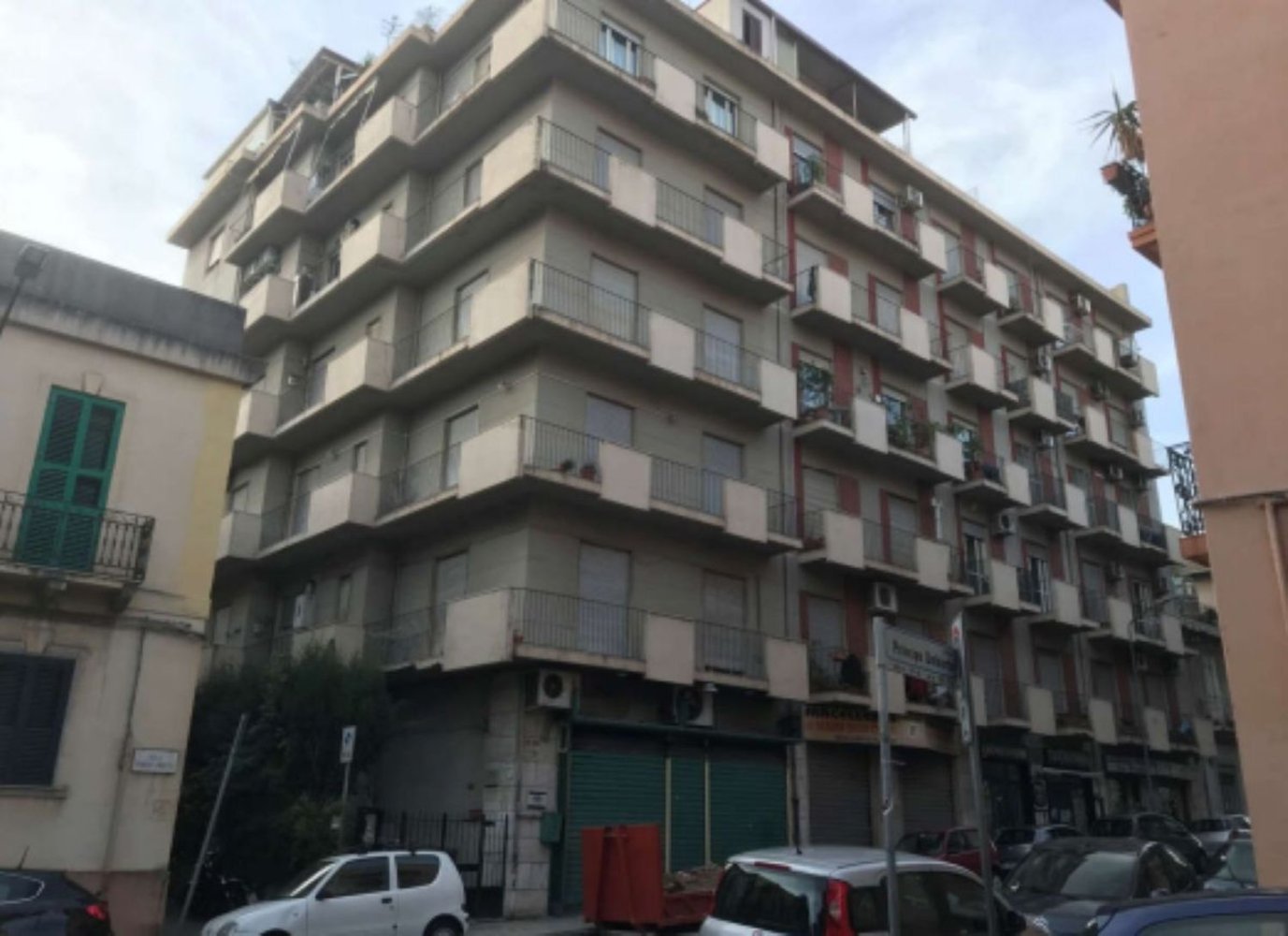 5غرفة شقة في Messina, Italy رقم 43102