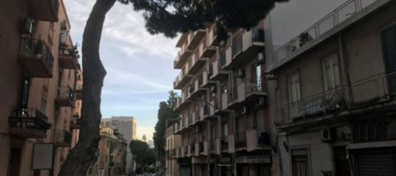 5 rooms Apartment in Messina, Italy No. 43102 3