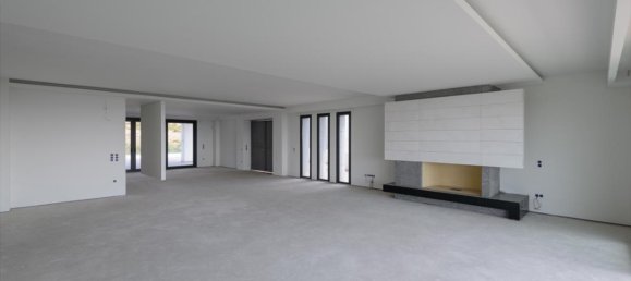 5 bedrooms Villa in Panorama, Greece No. 7539 25