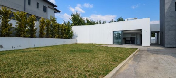 5 bedrooms Villa in Panorama, Greece No. 7539 13