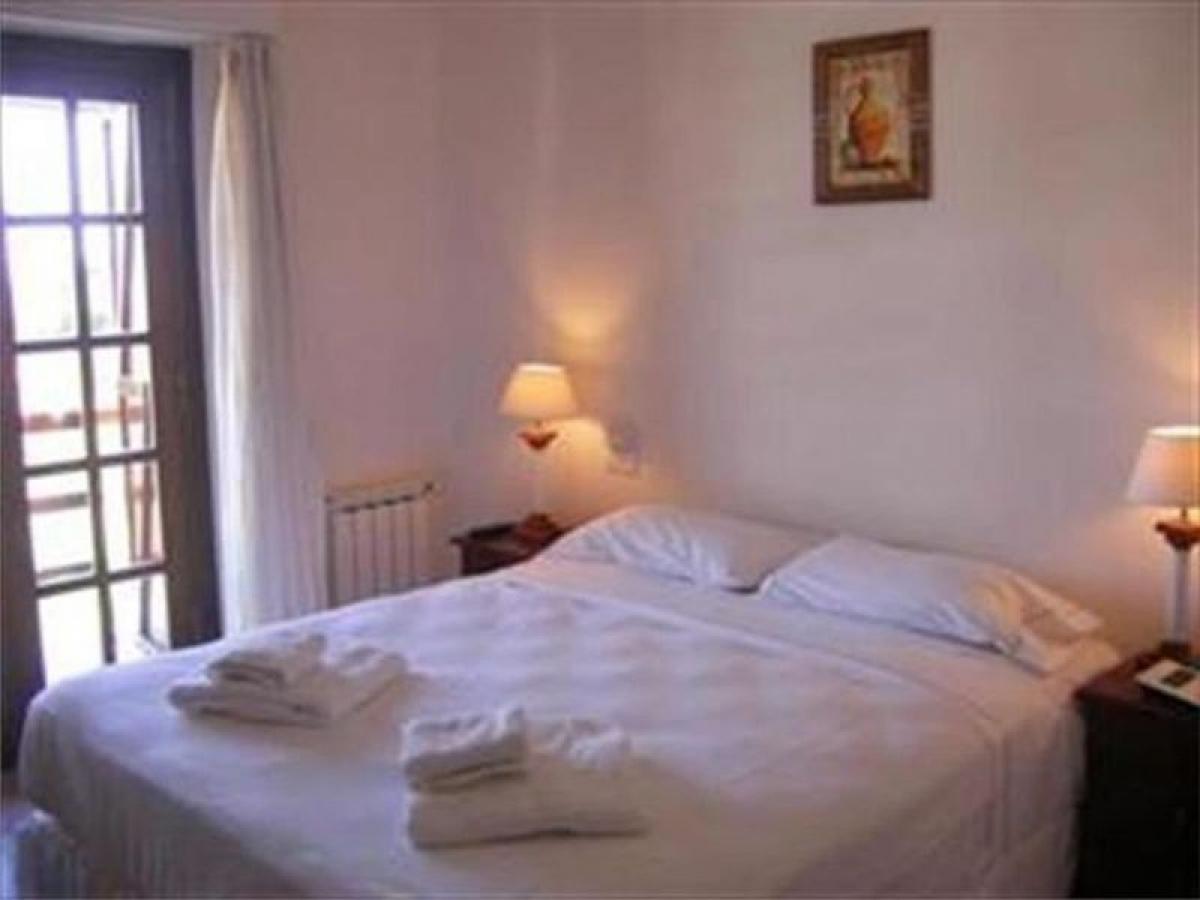 665m² Hotel in Buenos Aires, Argentina No. 27631