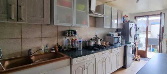 3 bedrooms House in Saint-Quentin, France No. 47759 2