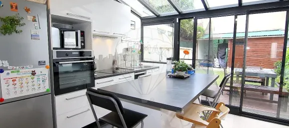 3 Schlafzimmer Haus in Colombes, France, Nr. 318952 10