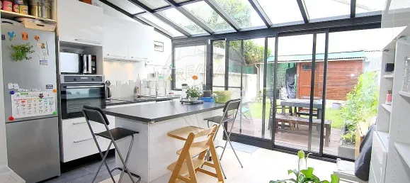 3 Schlafzimmer Haus in Colombes, France, Nr. 318952 9