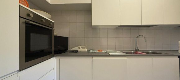 3 rooms Apartment in Rome, Italy No. 44859 9