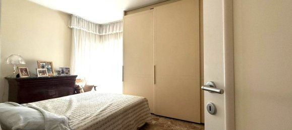 3 rooms Apartment in Rome, Italy No. 44859 11