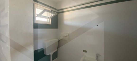 1غرفة عقار تجاري في Bitonto, Italy رقم 34574 8