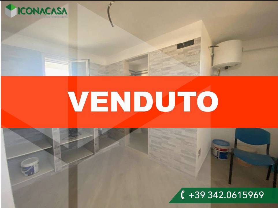 1 room Commercial property in Bitonto, Italy No. 34574