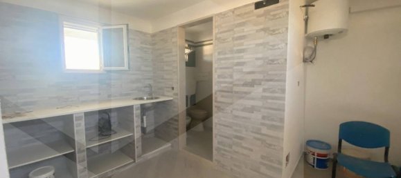 1غرفة عقار تجاري في Bitonto, Italy رقم 34574 2