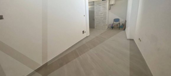 1غرفة عقار تجاري في Bitonto, Italy رقم 34574 5