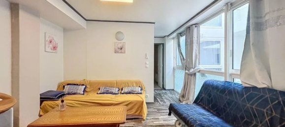 Квартира с 1 спальней в Марсель, Франция № 290953 3