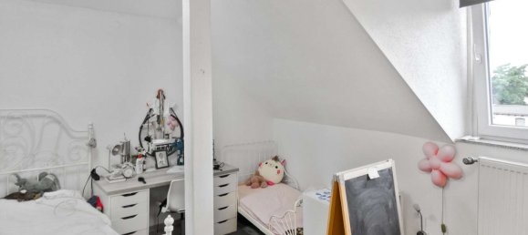 463m² Building in Duisburg, Germany No. 227649 10