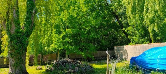 2 bedrooms House in Charente-Maritime, France No. 326461 3