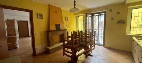 5 rooms House in Portalbera, Italy No. 71676 14