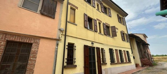 5 rooms House in Portalbera, Italy No. 71676 15