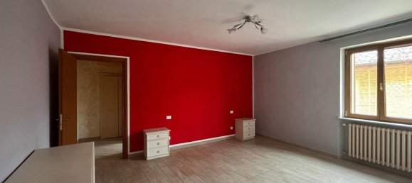 5 rooms House in Portalbera, Italy No. 71676 11